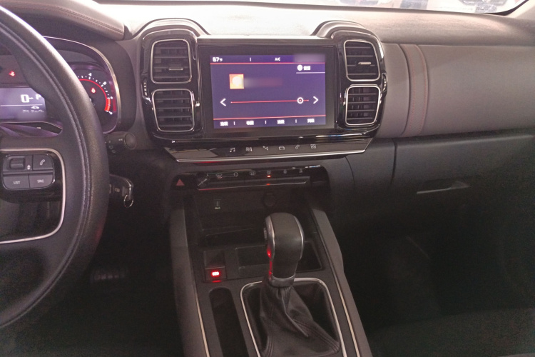 Citroen C5 AIRCROSS 2017 car image #19