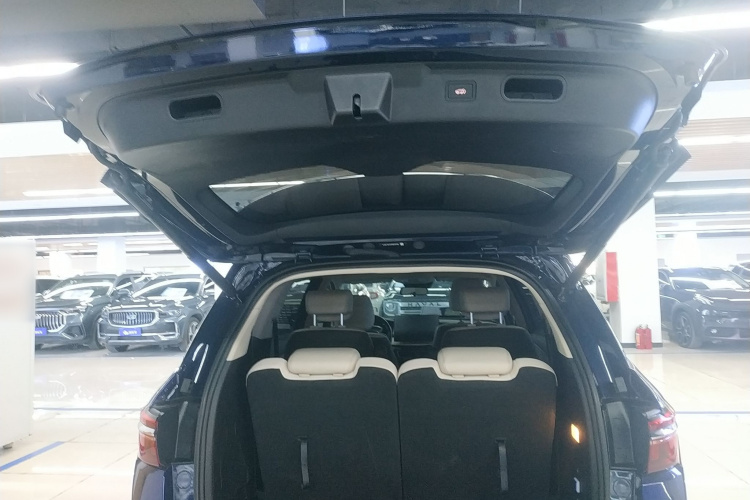 BYD Song MAX New Energy 2023 #19 BYD Song MAX New Energy 2023 car image #19