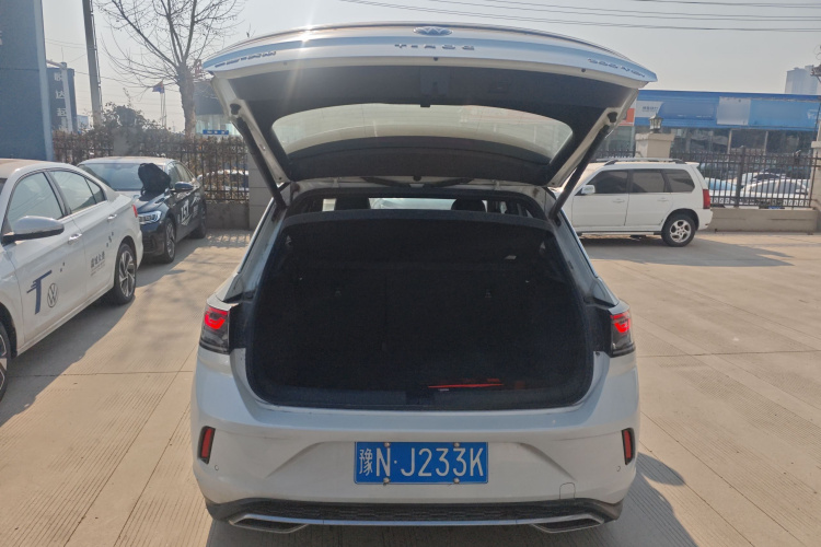 T-Roc 2023 car image #19