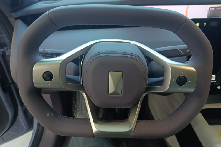 阿维塔 阿维塔06 2025 汽车图片 #19