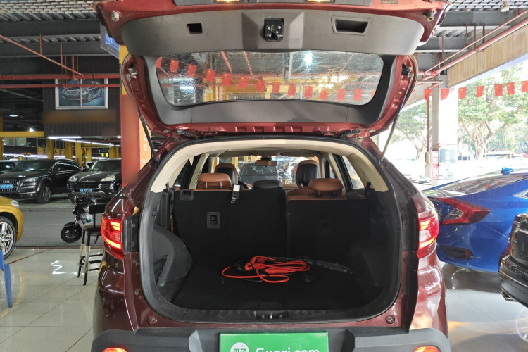 Soueast DX7 2016 car image #19