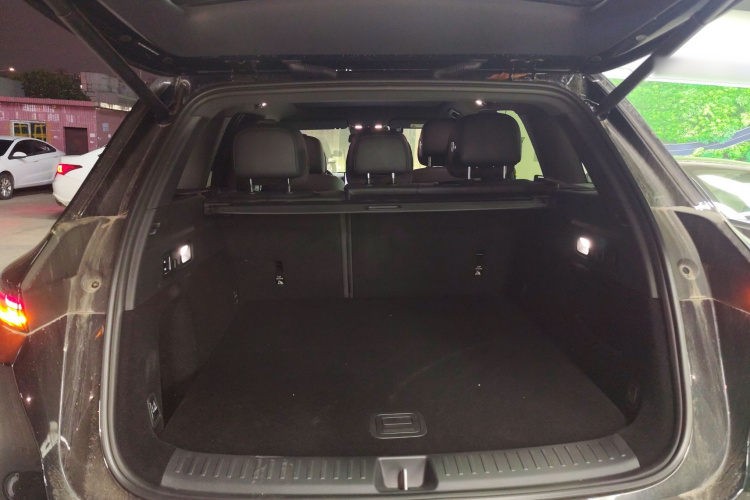 Li L6 2024 image de voiture #19