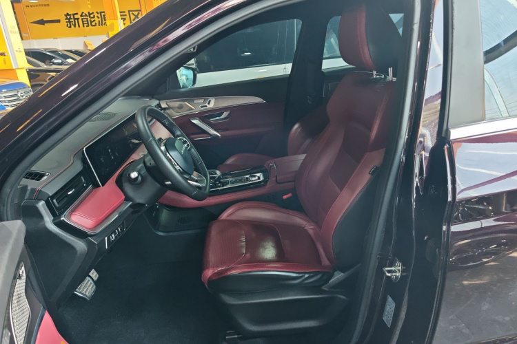 X70 PLUS 2021 car image #19