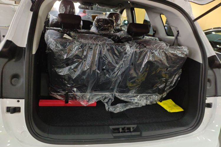 Jetour X95 2025 car image #19