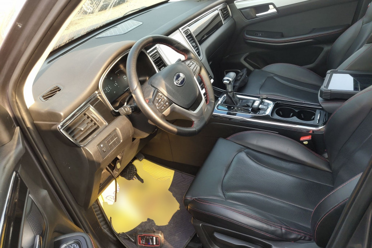 SWM斯威汽车 SWM斯威G05 2020 汽车图片 #19