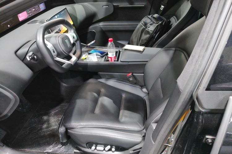 Avatr 12 2024 car image #19