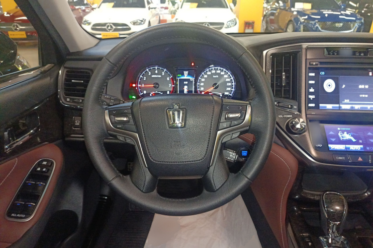 丰田 皇冠 2019 汽车图片 #19