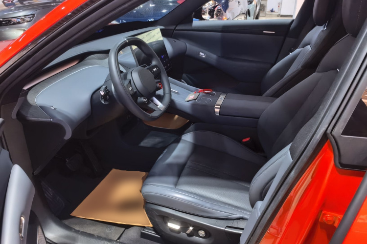 MI YU7 2025 car image #19