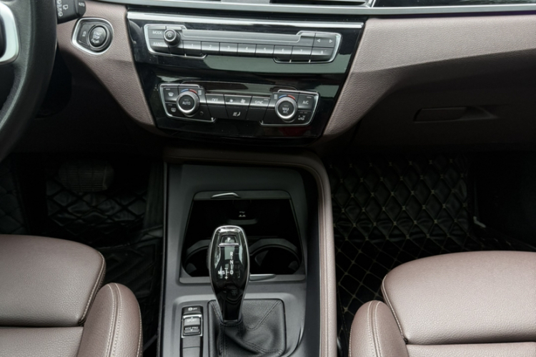 BMW X1 2020 immagine di auto #19