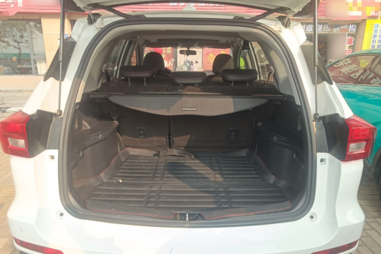 Haval M6 2018 #19 Haval M6 2018 car image #19
