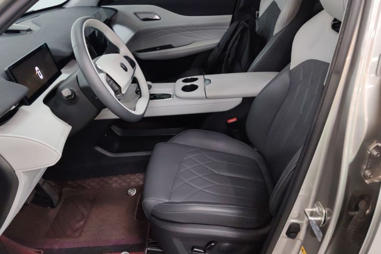 Changan UNI-Z PHEV 2025 #19 Changan UNI-Z PHEV 2025 immagine di auto #19