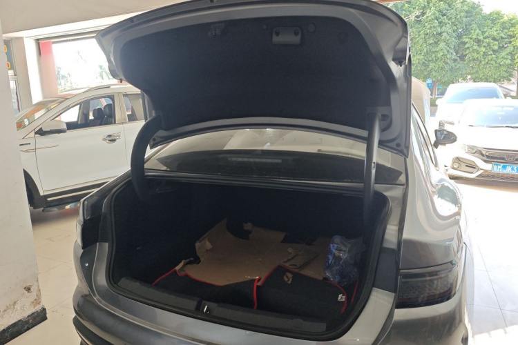 BYD Seal 05 DM-i 2025 car image #19