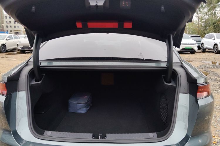 BYD HanL 2025 изображение автомобиля #19