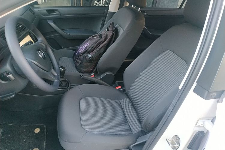 Santana 2018 car image #19