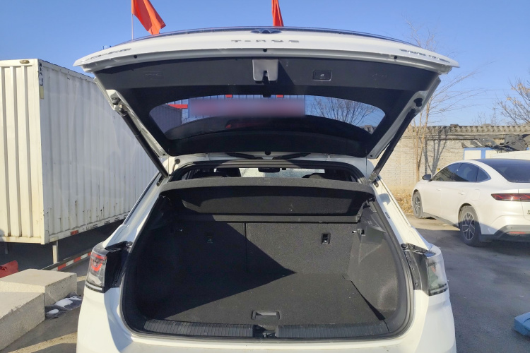 T-Roc 2023 car image #19