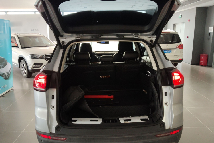 GEELY Boyue 2020 car image #19