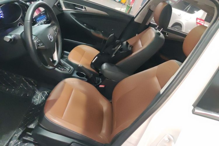 Changan Eado 2017 car image #19