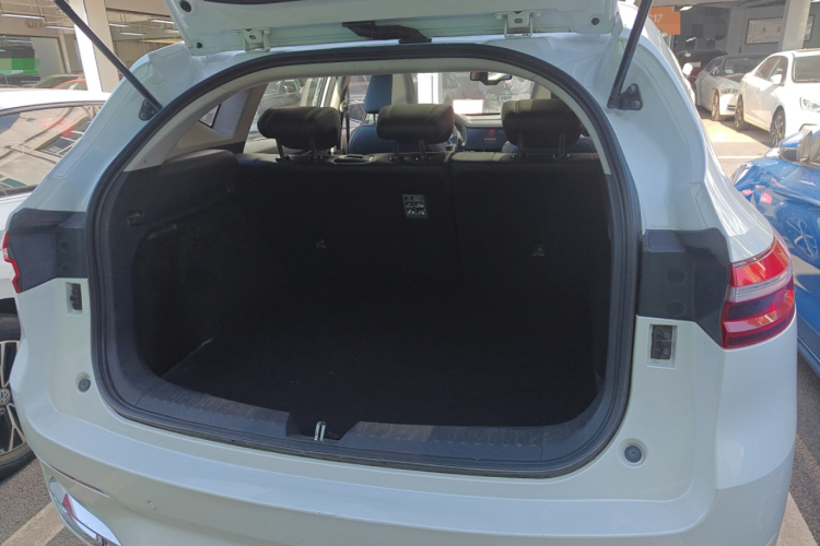 Haval F7 2018 car image #19