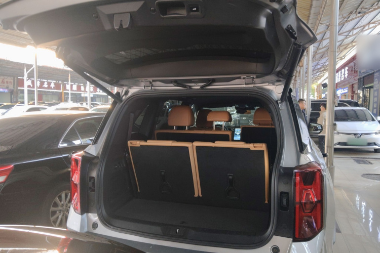 GAC Trumpchi ES9 2023 car image #19