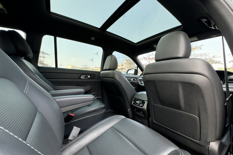 Li One 2022 imagem de carro #19