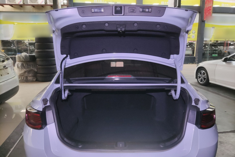 GEELY Emgrand L HiP 2023 car image #19