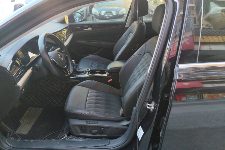 Volkswagen Passat New Energy 2021 car image #19