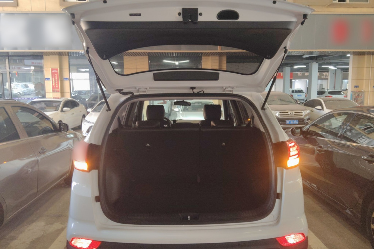 Hyundai ix25 2018 #19 Hyundai ix25 2018 car image #19