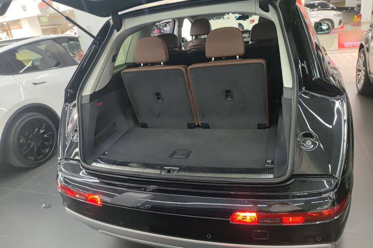 Audi Q7 2019 #19 Audi Q7 2019 car image #19