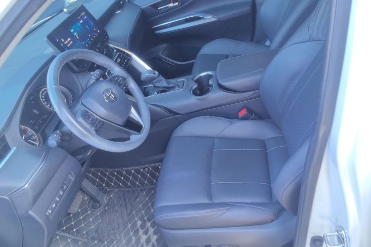 Toyota Harrier 2021 immagine di auto #19