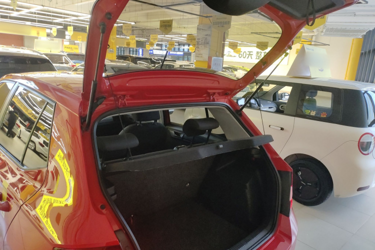 Skoda Fabia 2019 car image #19