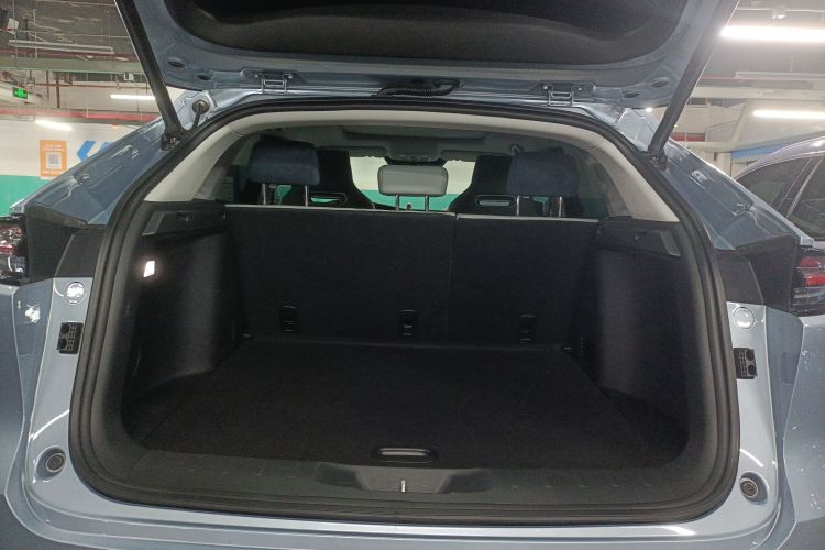 Changan UNI-K iDD 2022 car image #19