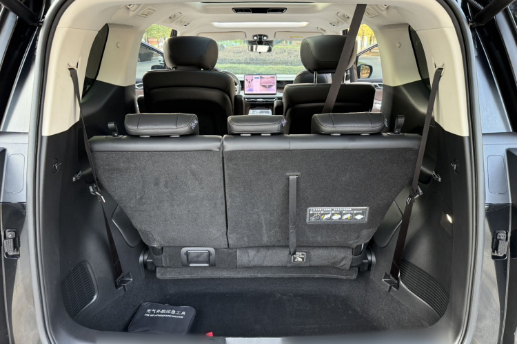 GAC Trumpchi E8 New Energy 2024 car image #19