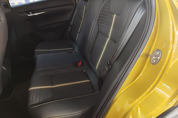 Skoda Kamiq 2019 car image #19