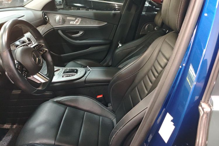 Mercedes-Benz E Class 2021 car image #19