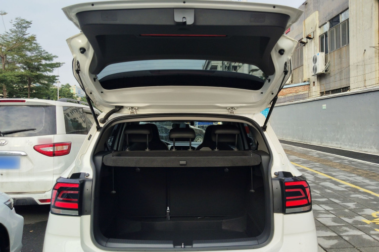 Volkswagen T-Cross 2020 car image #19