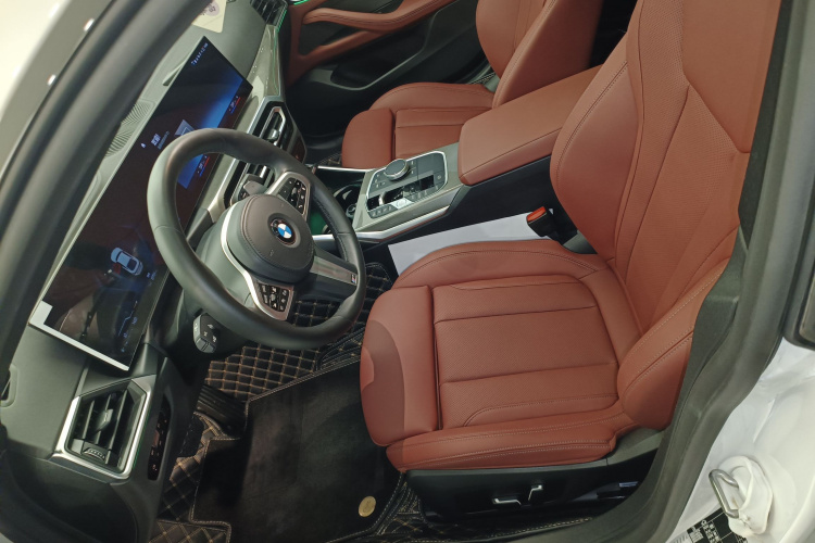 BMW 4 Series 2024 car image #19