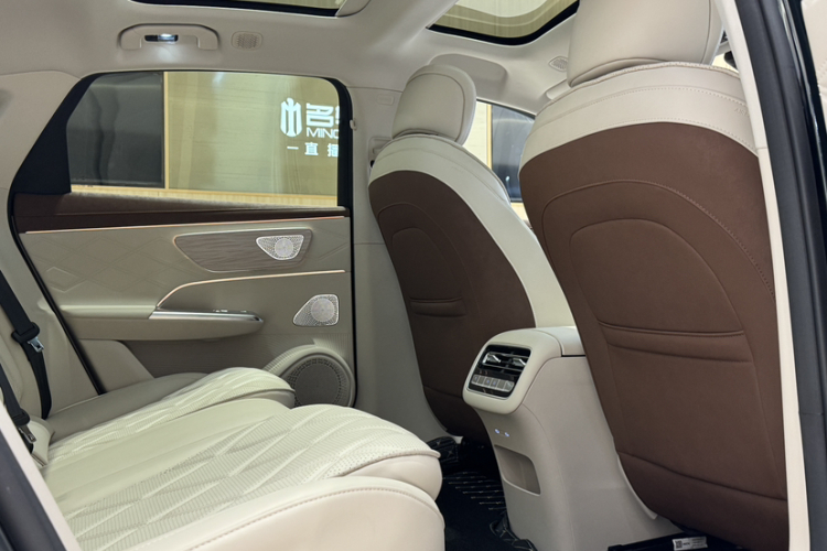 Chery 2025 immagine di auto #19