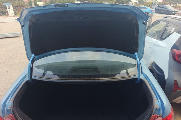 BYD e5 2022 car image #19