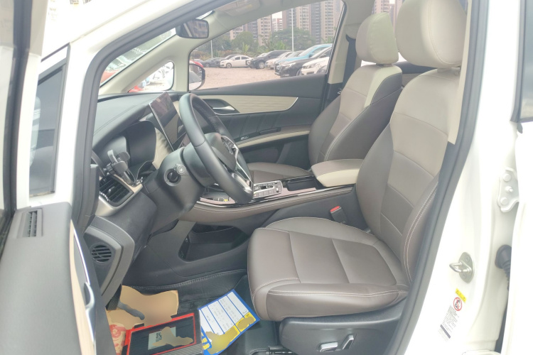 BYD Song MAX New Energy 2023 car image #19