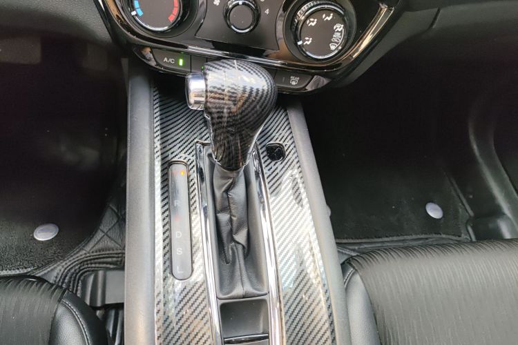 Honda VEZEL 2021 car image #19