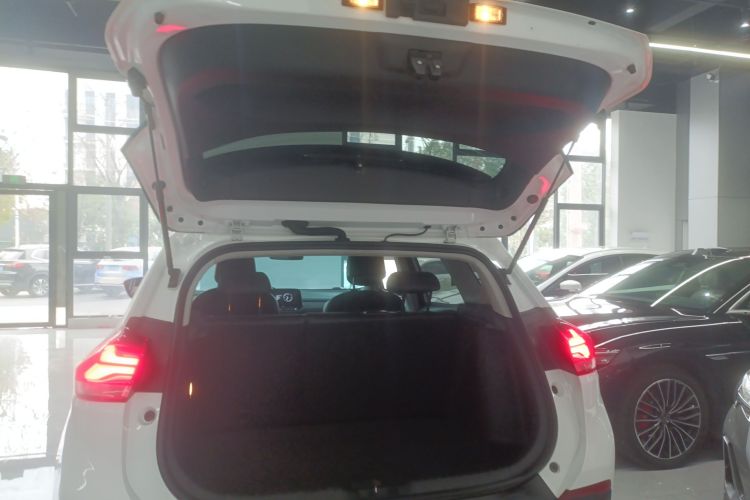 Chevrolet Tracker 2023 #19 Chevrolet Tracker 2023 car image #19