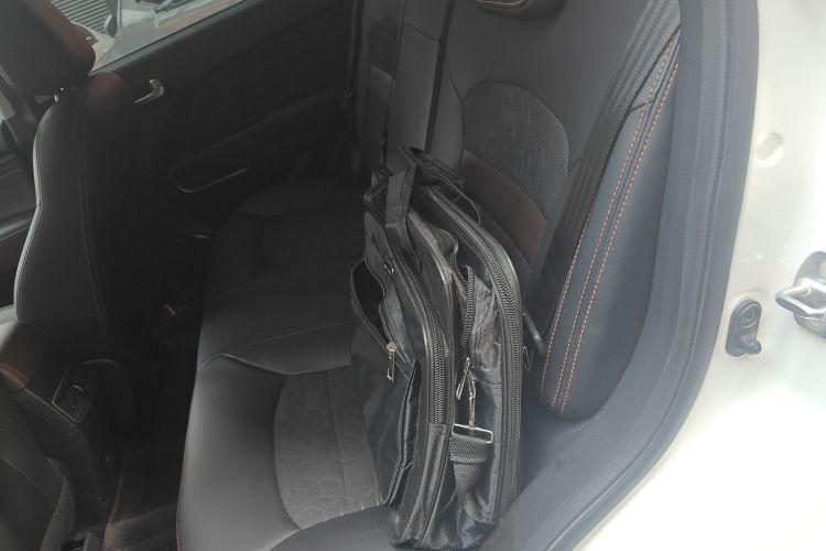 GAC Trumpchi GS3 2020 #19 GAC Trumpchi GS3 2020 car image #19