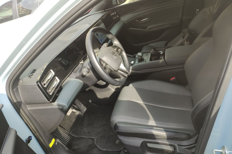 BYD Qin L 2024 #19 BYD Qin L 2024 car image #19