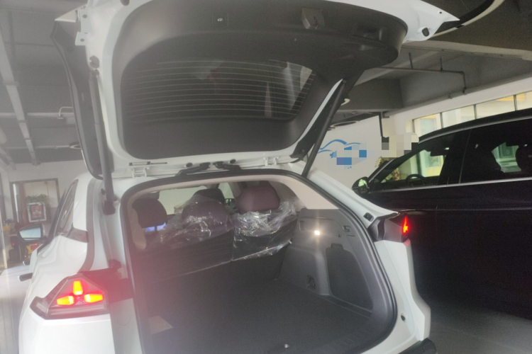 Deepal S07 2025 #19 Deepal S07 2025 car image #19