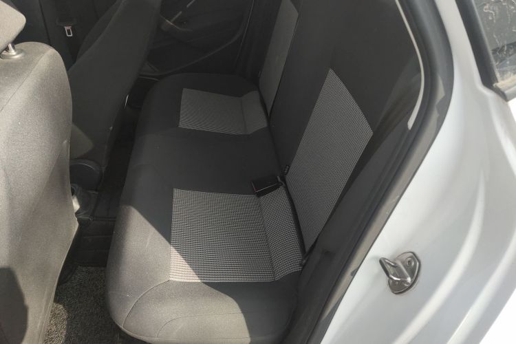 Polo 2017 #19 Polo 2017 car image #19