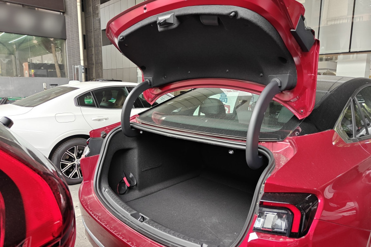 Ford Mondeo 2024 car image #19