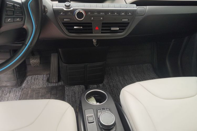 BMW i3 (Imported) 2020 #19 BMW i3 (Imported) 2020 immagine di auto #19