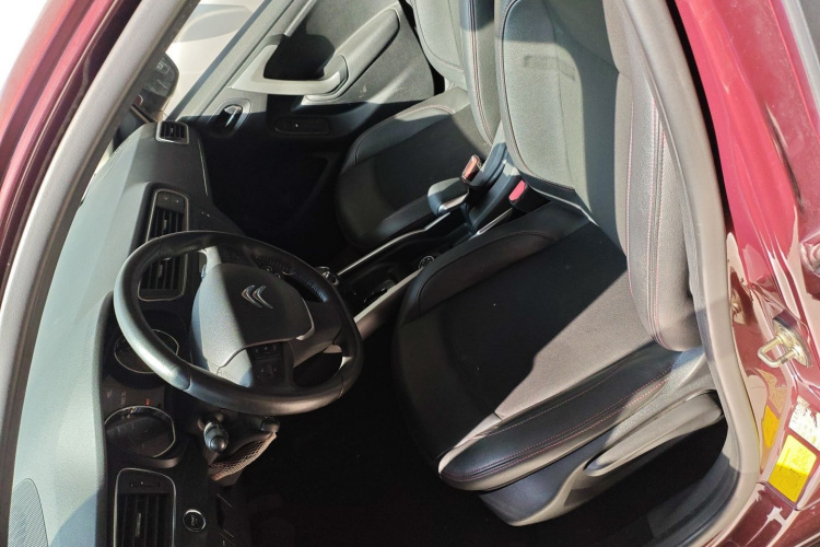 雪铁龙 雪铁龙C3-XR 2015 汽车图片 #19