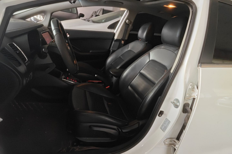 Kia K3 2017 #19 Kia K3 2017 car image #19