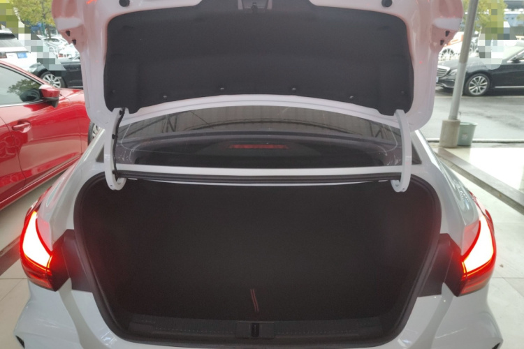 MG 5 2024 car image #19